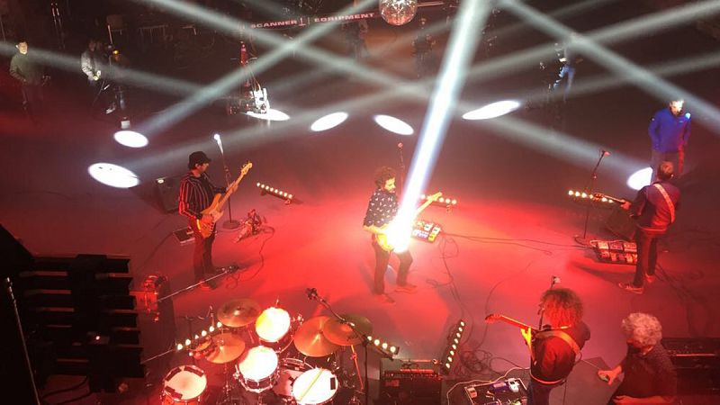 Cachitos de Hierro y Cromo - Ni�os Mutantes "Como yo te amo" (Nochevieja a Cachitos, 2017)