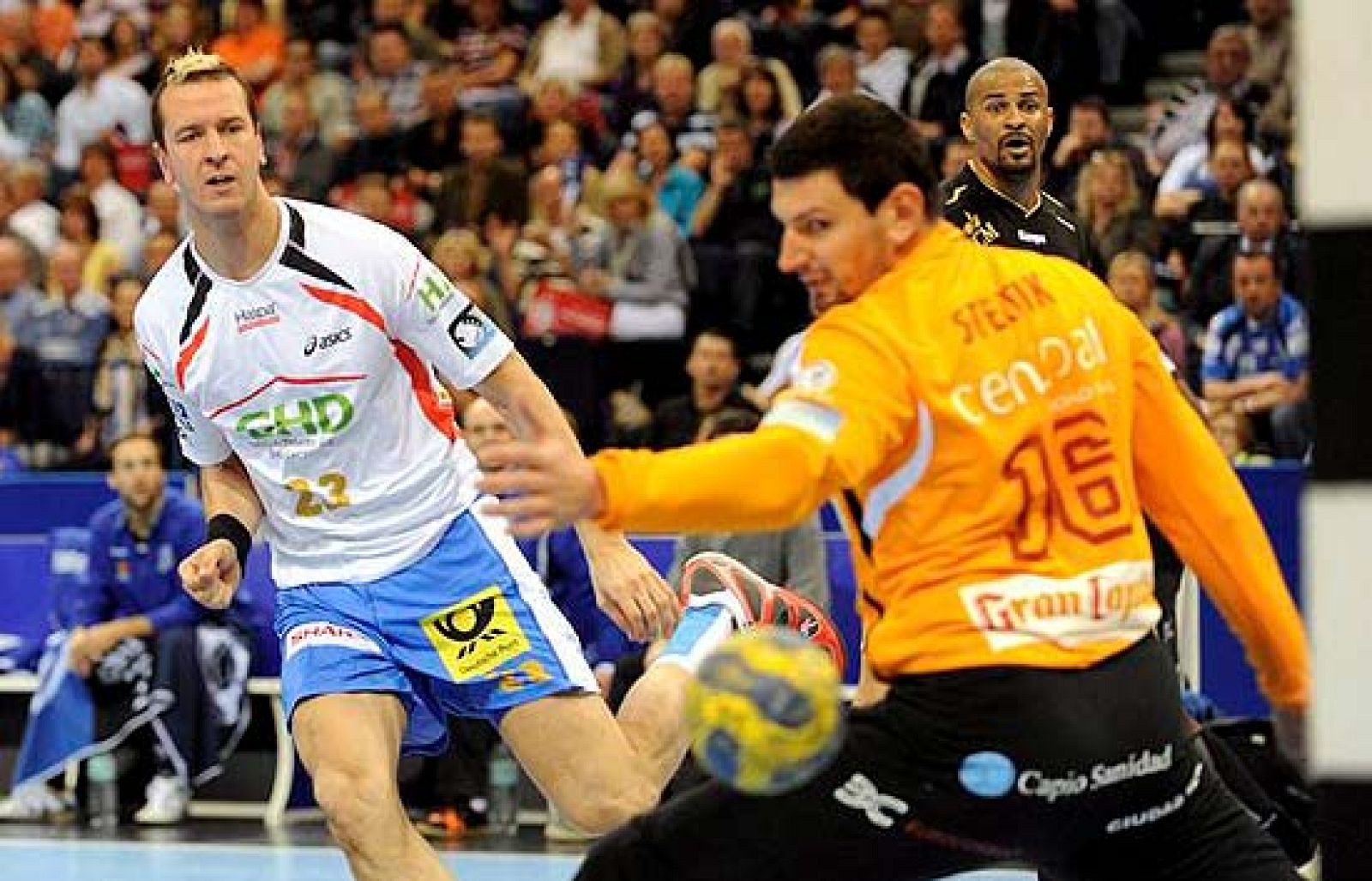 El Balonmano Ciudad Real dio un gran paso en el primer duelo de semifinales de la Liga de Campeones 