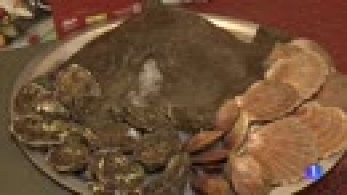 Telediario 1 - Más de 1.500 toneladas de marisco fresco se venderán durante el mes de diciembre en Cataluña