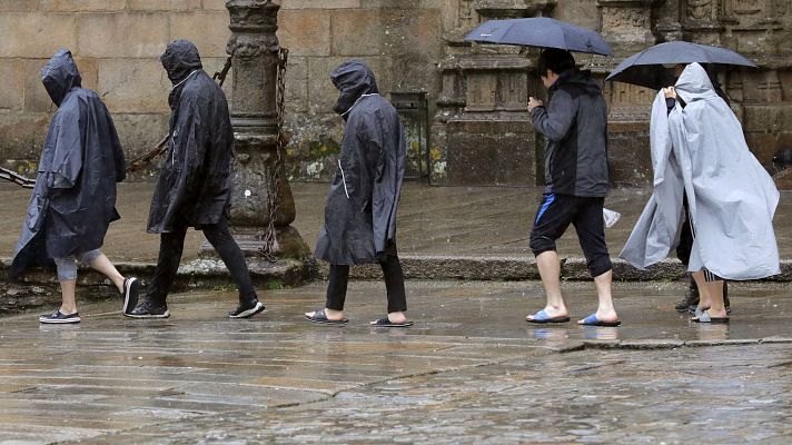 Galicia y la Cornisa Cantábrica, en riesgo este miércoles por fuerte oleaje y lluvias en la mitad noroeste.