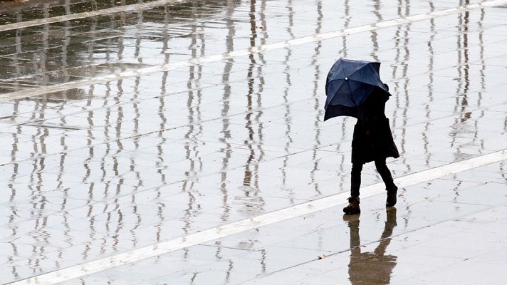 El tiempo - Viento fuerte del suroeste en el litoral de Galicia