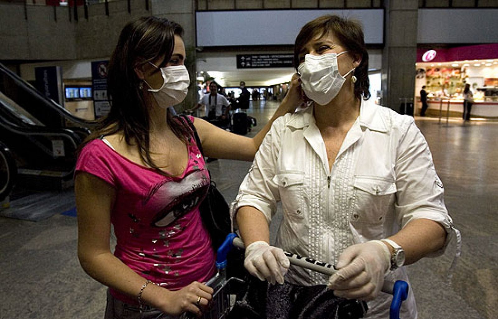 Telediario 2 en cuatro minutos - 27/04/09 | Ver