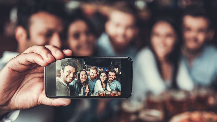  - La RAE admite las palabras 'meme', 'selfi', 'escrache', 'viagra' y 'sororidad'