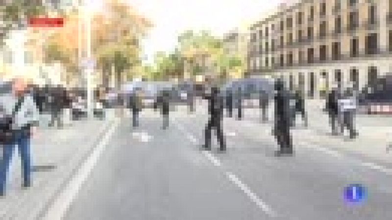 Al menos 11 detenidos en Barcelona durante las cargas de los Mossos contra los CDR