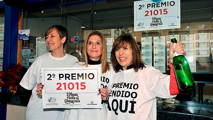 El segundo premio de la Lotería de Navidad, el 21.015, riega de millones Almansa