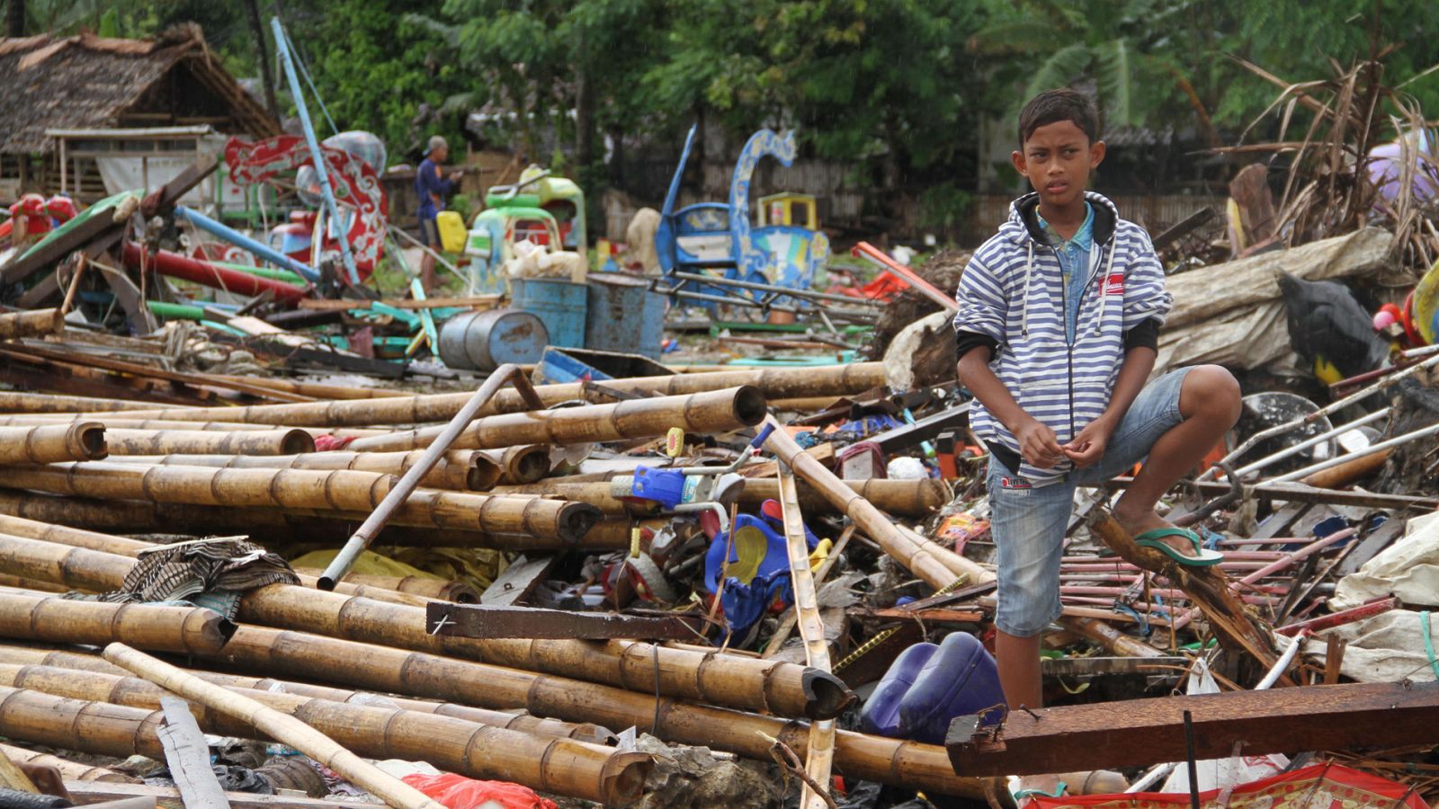 Indonesia tsunami: Indonesia mantiene la alerta por tsunami - RTVE.es 