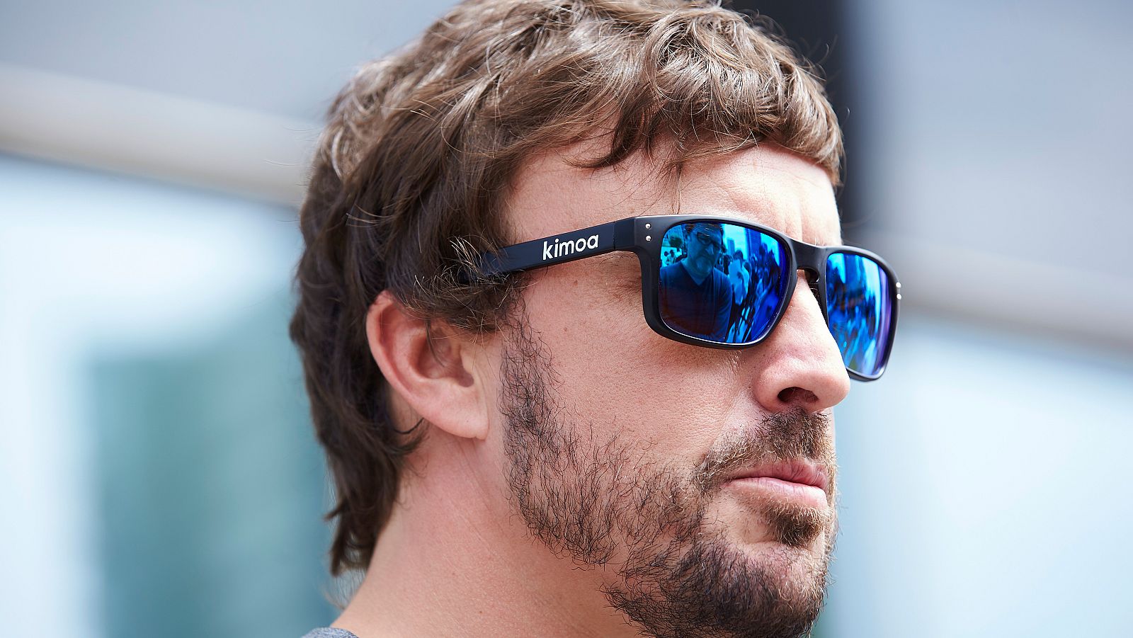 El piloto español Fernando Alonso pasa estos días en Asturias, donde ha participado en una carrera solidaria para pedir pasos de cebra donde sean necesarios.