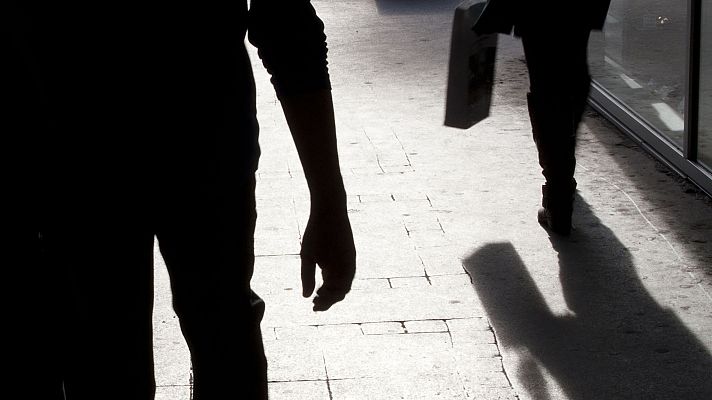 Telediario 1 - Las opciones del maltratador: confesión, fuga o suicidio