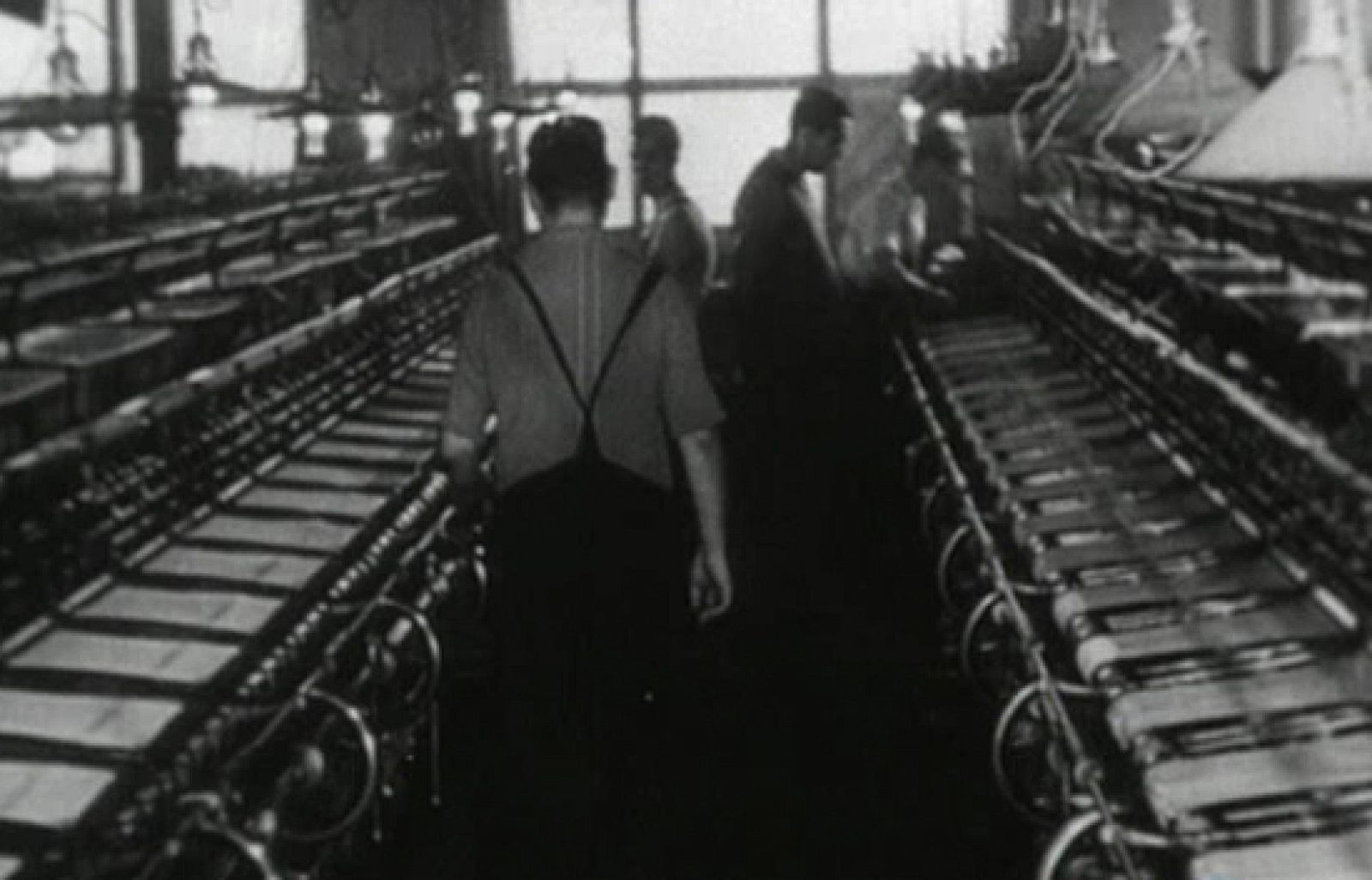 ¿Te acuerdas? - Se cumplen 32 años de la legalización en España de los sindicatos - ¿Te acuerdas? | Ver