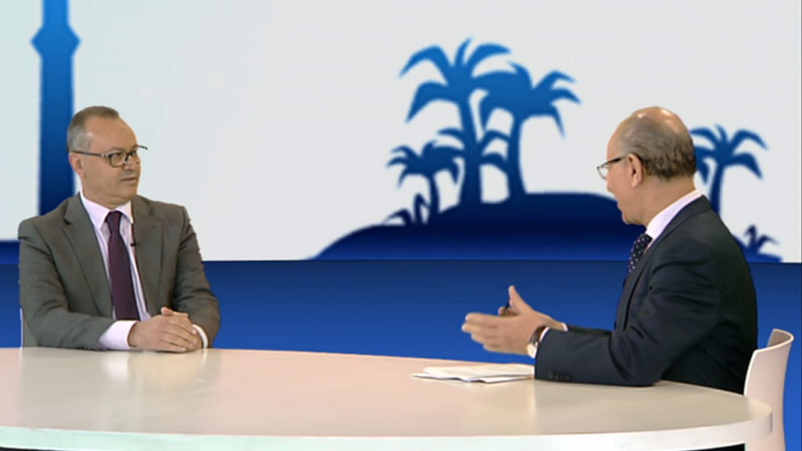 Medina en TVE - CIE asiste a los menores en los centros - ver ahora