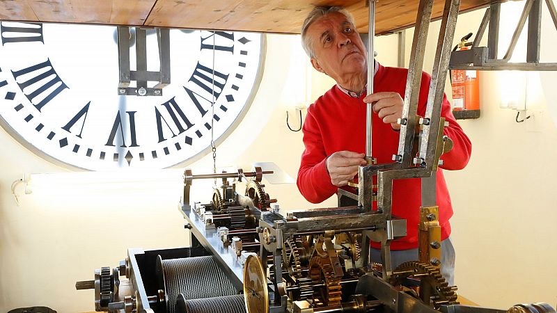 El reloj de la puerta del Sol supera su primer ensayo antes de Nochevieja 