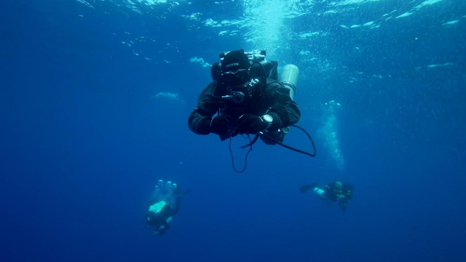 Hundidos - Sirio - ver ahora 