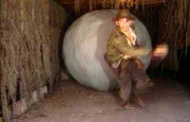 La 2 Noticias - Remake casero de 'El Arca Perdida'