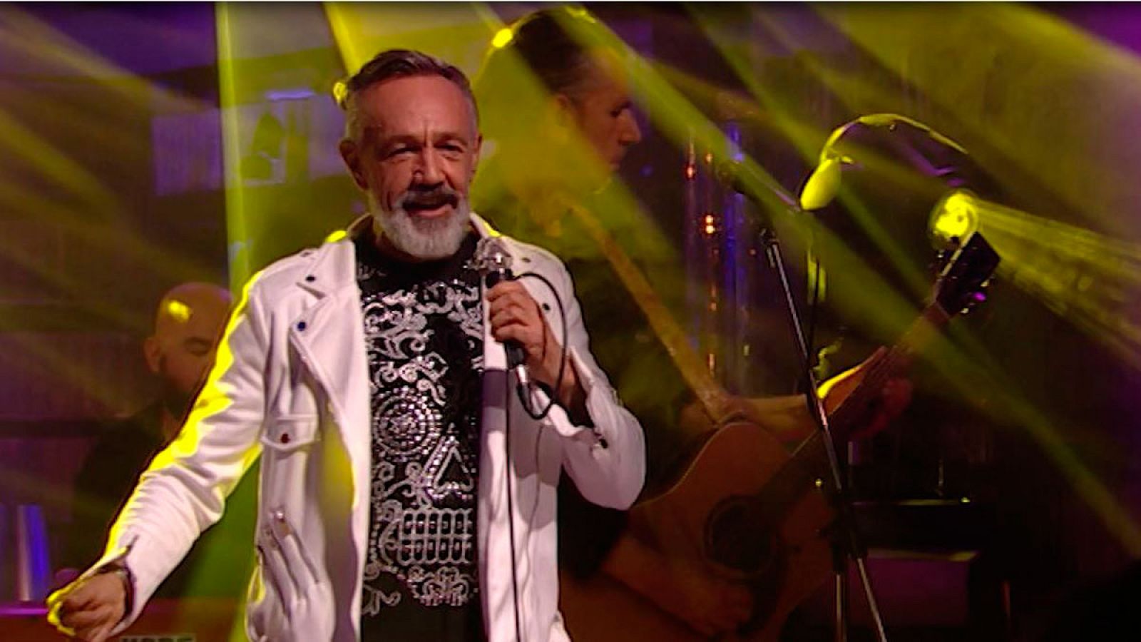 Cachitos de hierro y cromo - La Unión: "Tiempo"