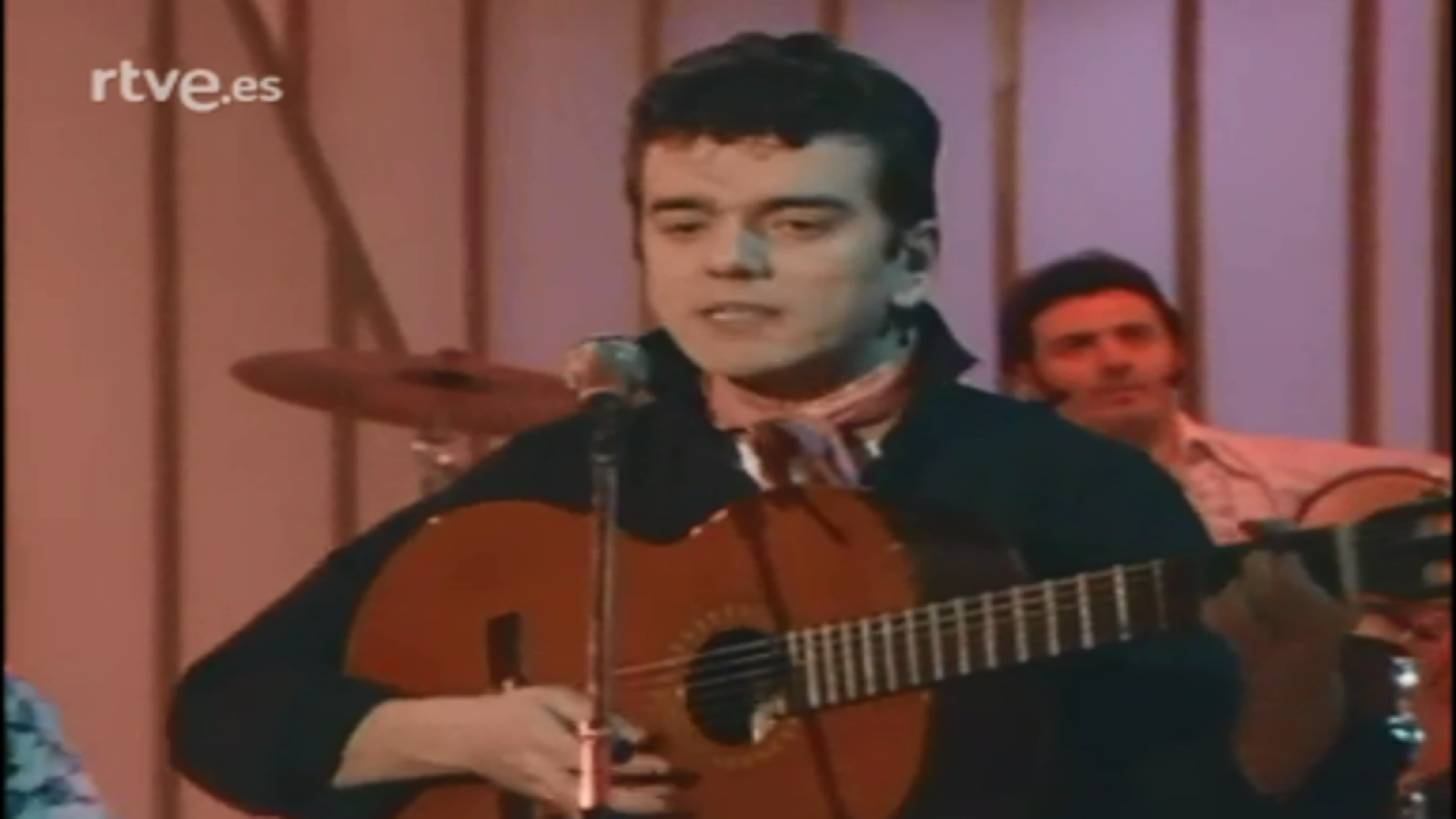 El día por delante - Gabinete Caligari - La culpa fue del cha cha cha | Ver