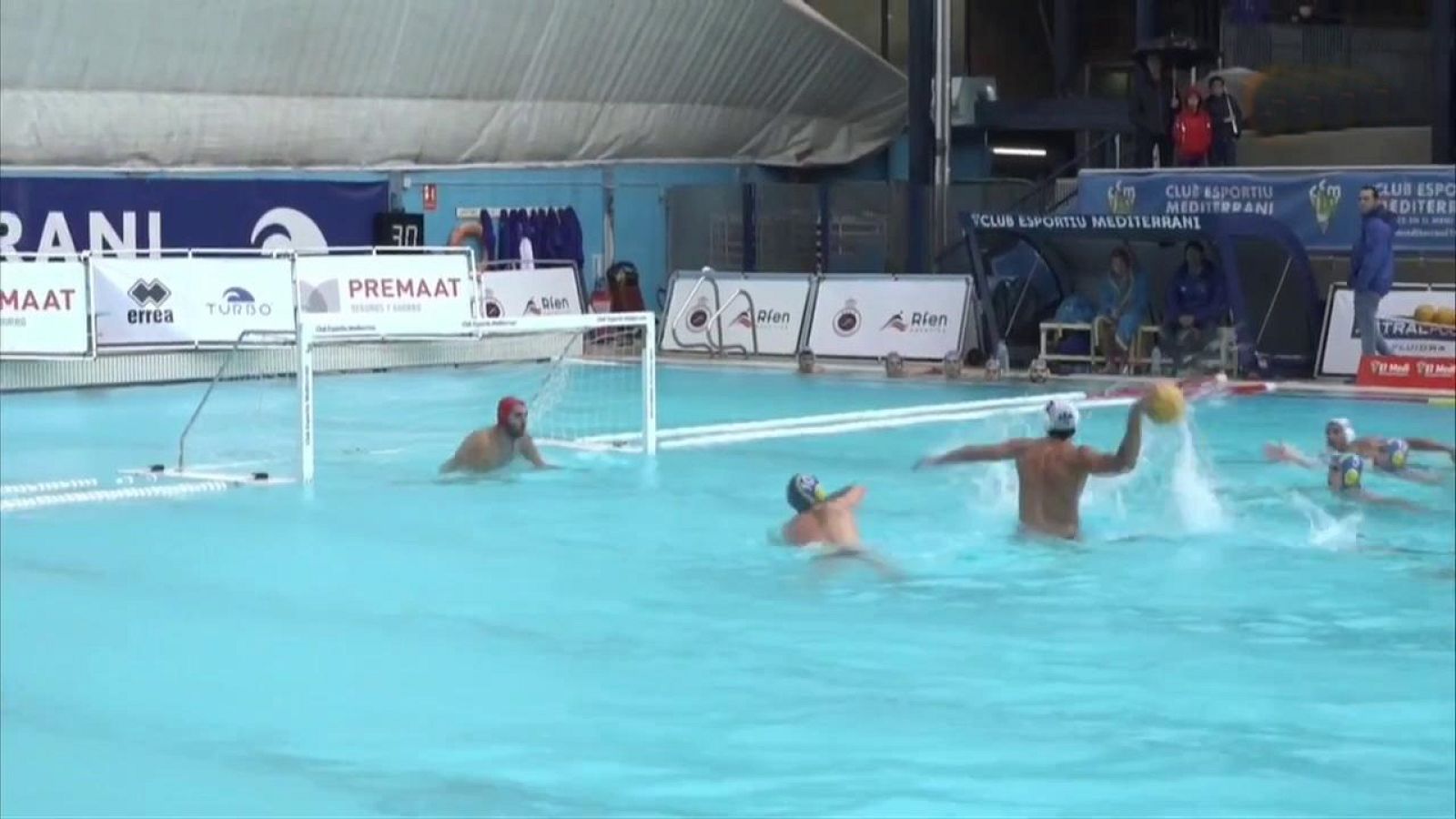 Waterpolo - Liga Premaat Masculina y Femenina 2018/2019, 1ª Vuelta. Resumen - ver ahora