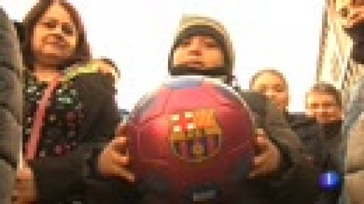 Telediario 1 - Más de 11.000 aficionados en el Miniestadi para ver al Barça