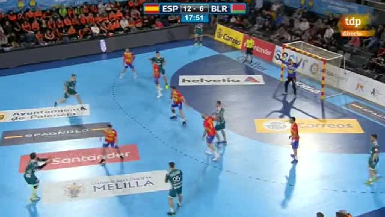 Balonmano: Corrales anota un gol de portería a portería