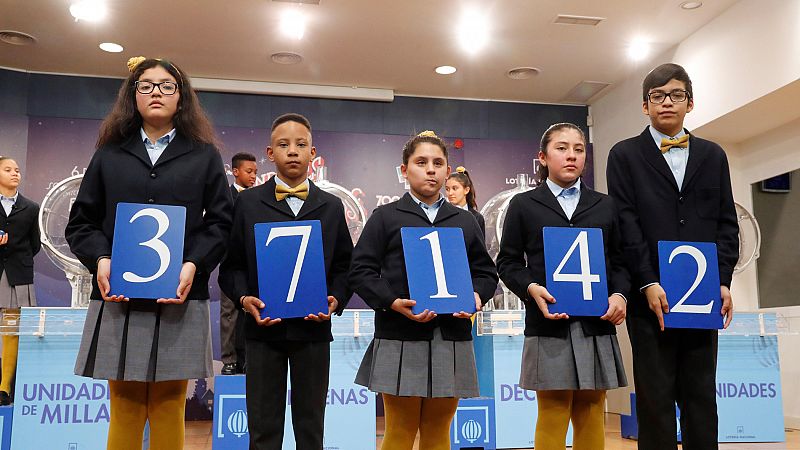 El 37.142, primer premio del Sorteo Extraordinario del Niño