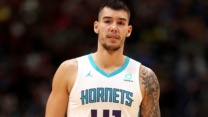 Diario 24 - NBA: Willy e Ibaka, decisivos en las victorias de los Hornets y los Raptors