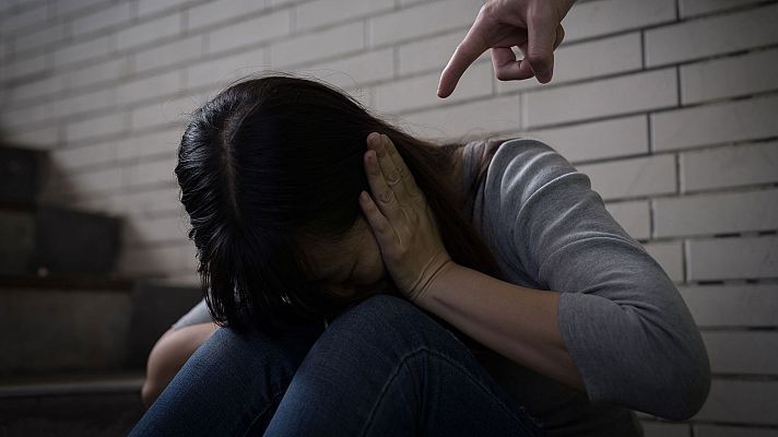 Telediario 1 - El Supremo fija que cualquier agresión a una mujer es violencia de género si el hombre es o ha sido pareja de ella 