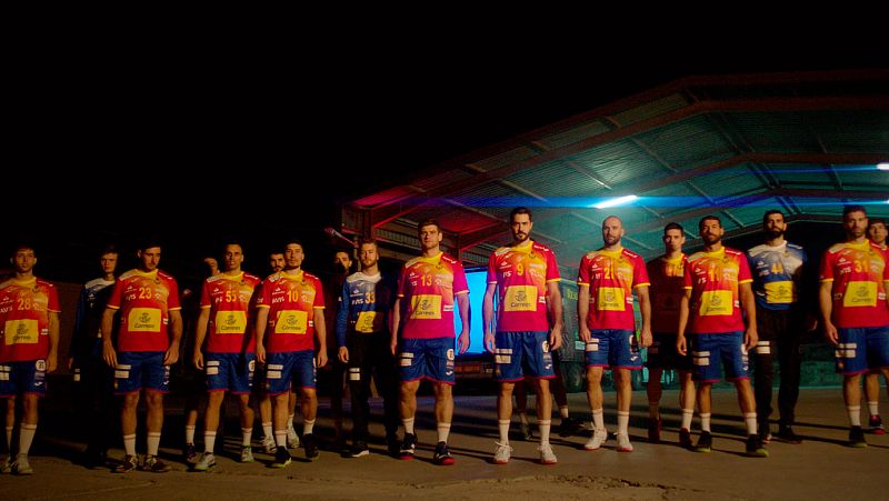 La selección española de balonmano regresa para disputar el Mundial de Alemania y Dinamarca 2019, y anuncian su regreso con este spot de la Federación española de balonmano.