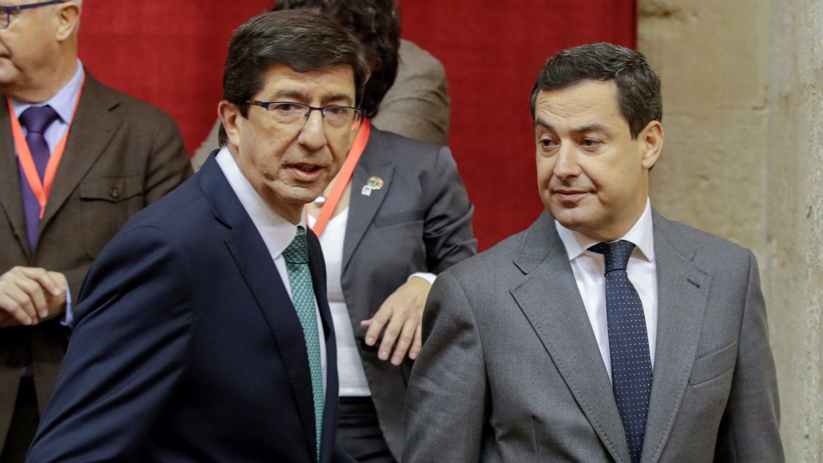 Los vetos entre partidos andaluces complica la investidura de un candidato y amaga con repetición de elecciones