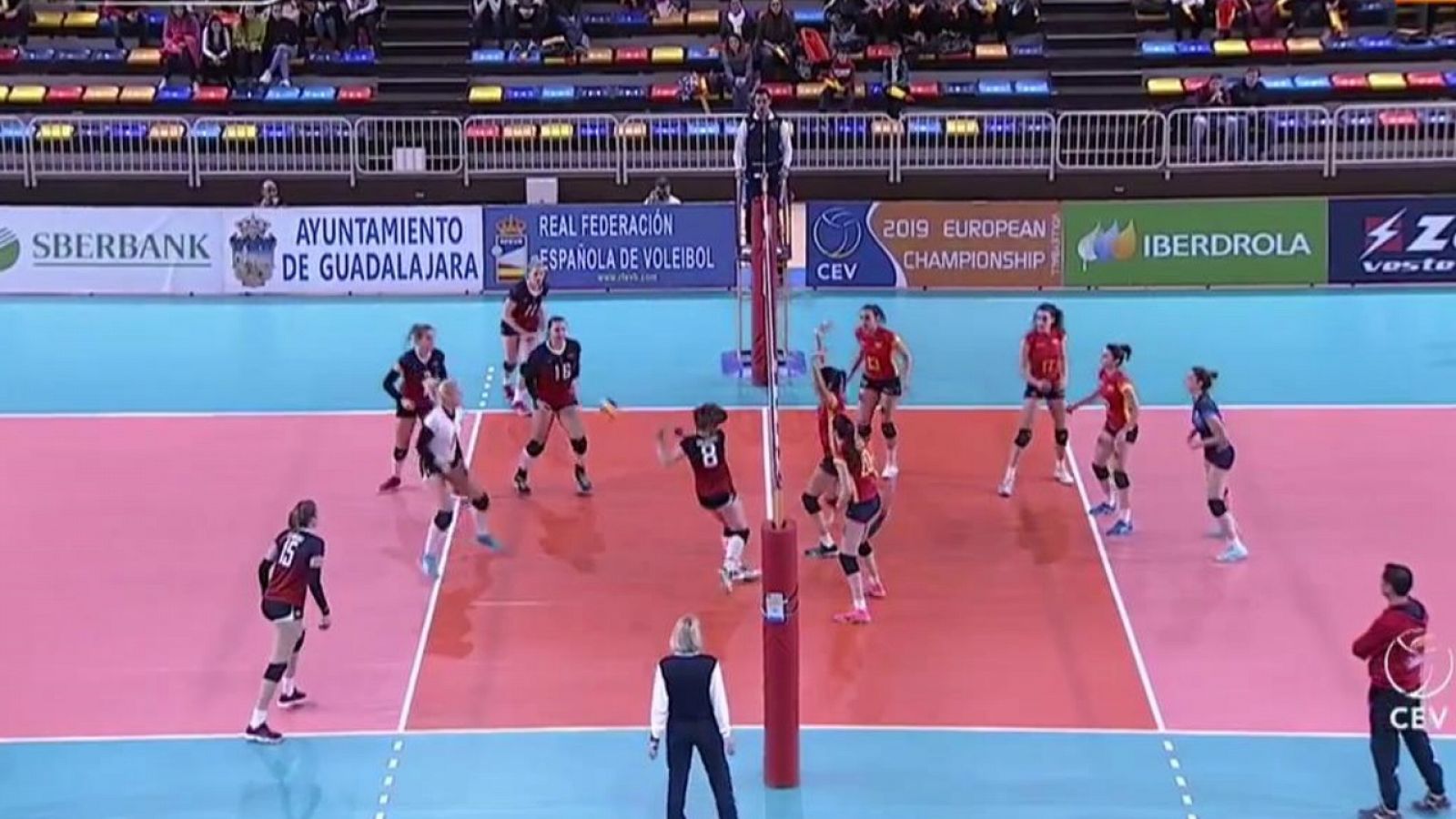 Voleibol - Clasificación Campeonato de Europa Femenino: España - Letonia