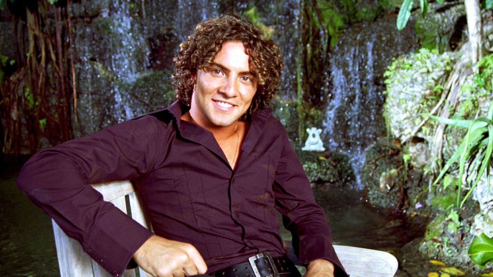David Bisbal canta su tema "Ave María" - RTVE.es | Ver