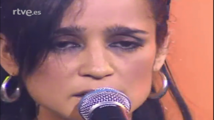 La mejor canción jamás cantada - Julieta Venegas - Me voy