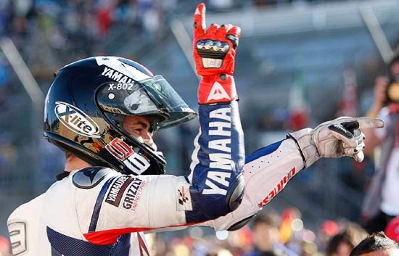 Los actuales campeones de MotoGP y 250 quieren agradar a la afición española.