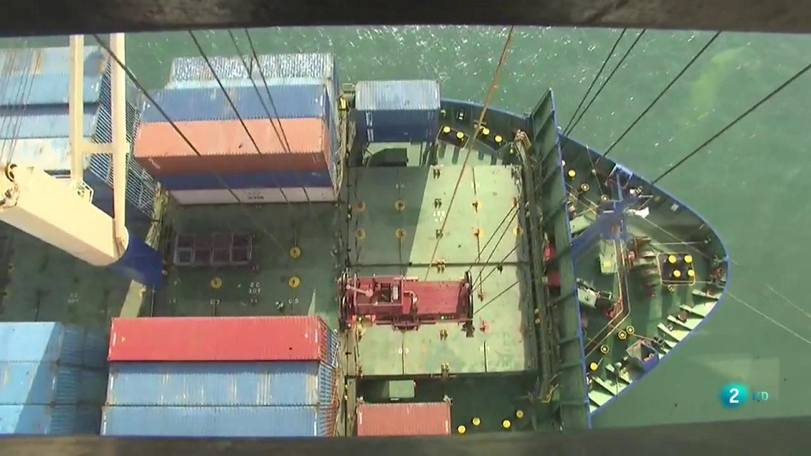 El trabajo de los estibadores en el Puerto de Barcelona - Aquí hay trabajo | Ver