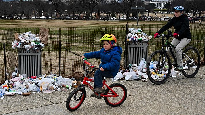 Telediario 1 - El cierre de la administración propiciado por Trump hace mella en la población de EE.UU.