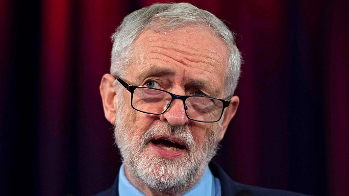 Corbyn rechaza negociar un acuerdo del 'Brexit' con May