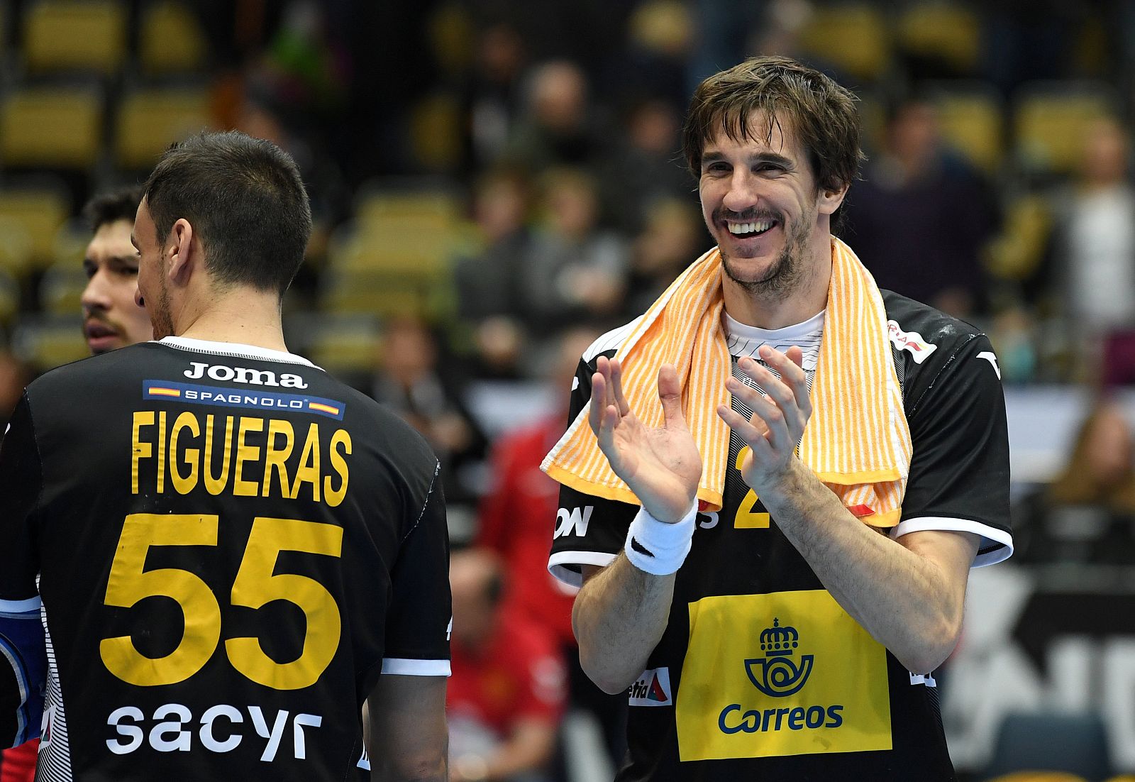 El jugador de la selección española de balonmano analiza para RTVE.es la andadura de los Hispanos en el Mundial 2019 y las polémicas suscitadas tras el Croacia 21-22 Alemania.
