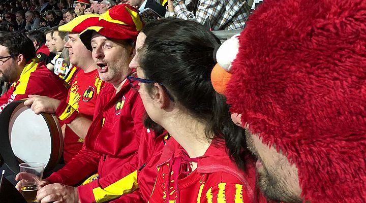  - Los irreductibles Hispanos del Lanxess Arena de Colonia