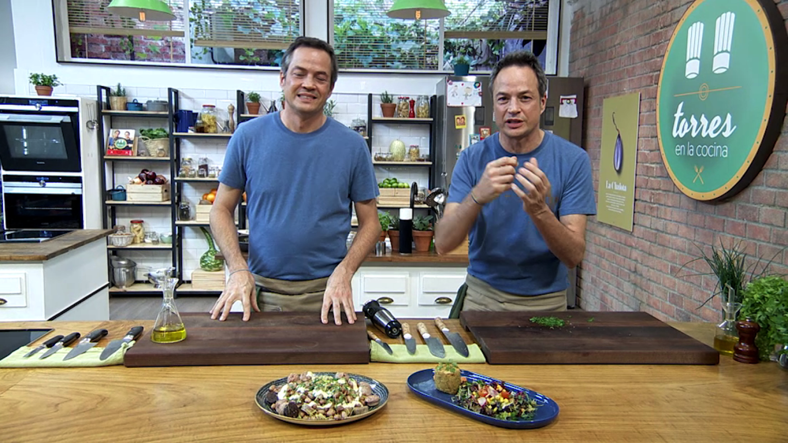 Torres en la cocina - Coulant de calçots y judías con butifarra - ver ahora