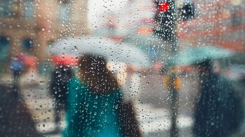 Lluvias que podrían ser localmente persistentes en el Cantábrico oriental - ver ahora