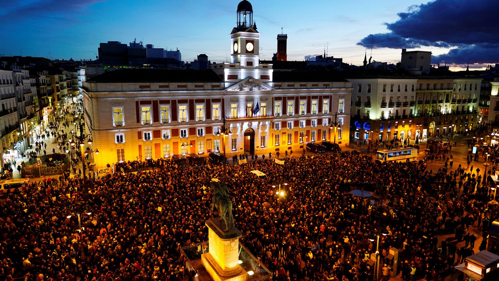 Los taxistas de Madrid intensifican las protestas contra los VTC en su octavo día de huelga