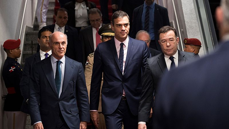 Pedro Sánchez: "Quien responde con balas y prisiones a las ansias de libertad es un tirano" 