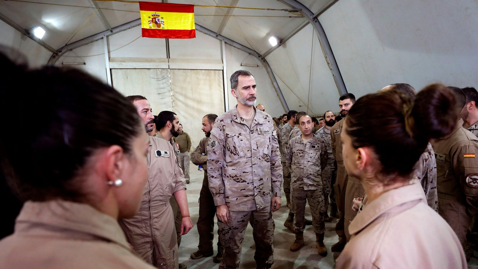 Fuerzas Armadas: Felipe VI llega a Irak para visitar a las tropas españolas - RTVE.es