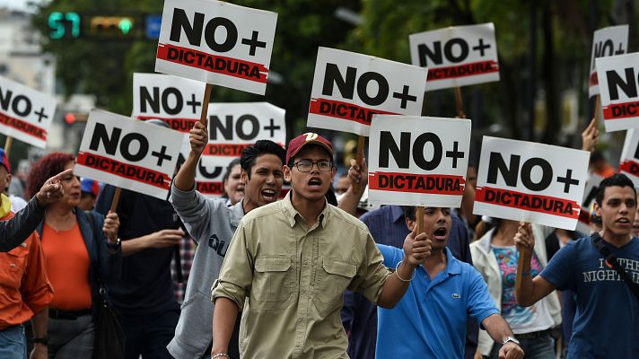 Telediario 1 - Telediario 2 en 4' - 30/01/19