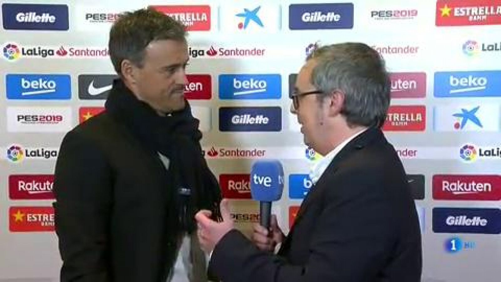 Luis Enrique: "Valoro a sesenta y pico jugadores en cada momento"