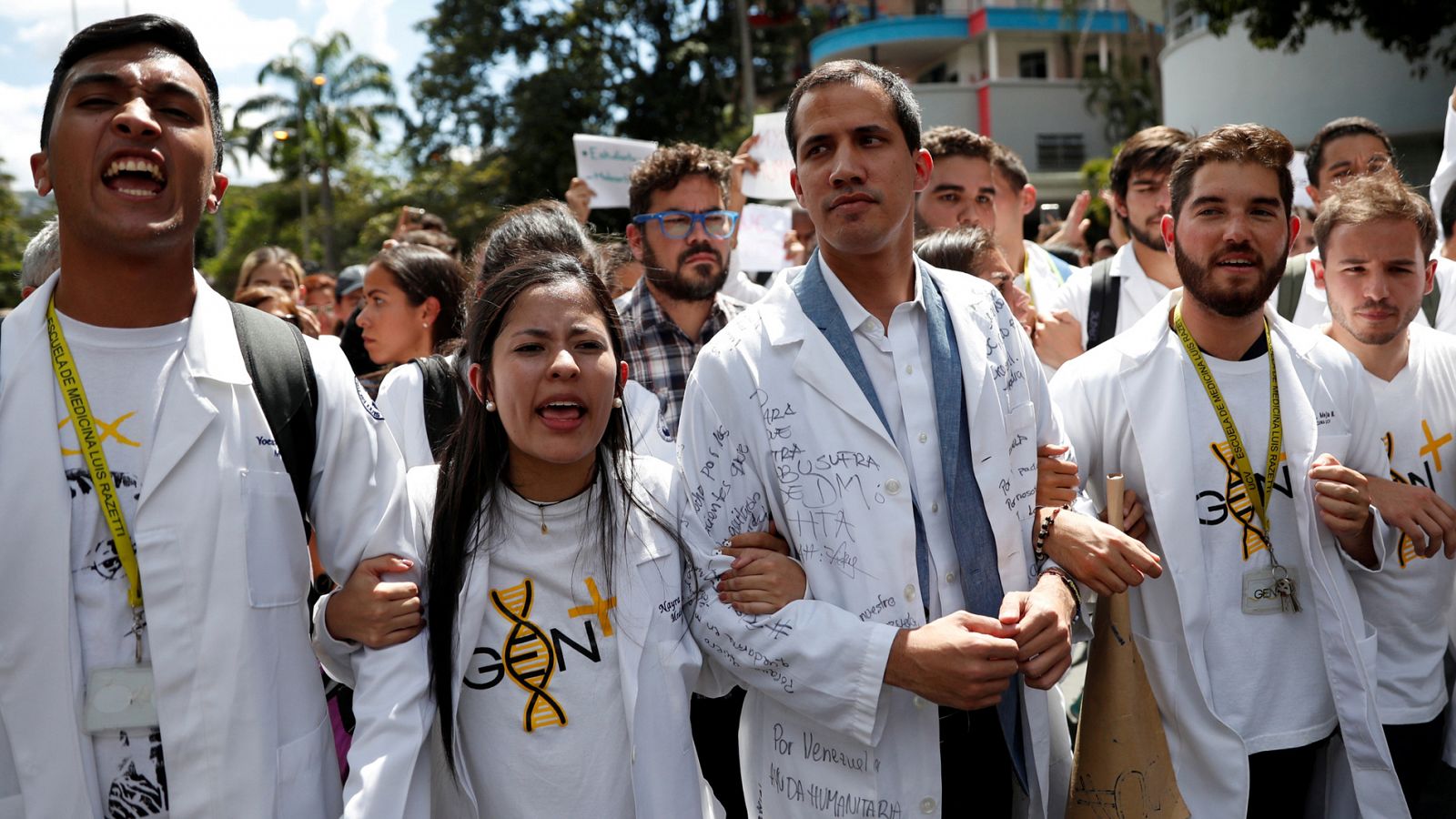 Venezuela Juan Guaidó: La oposición exige el cese de Maduro en las calles de Venezuela - RTVE.es