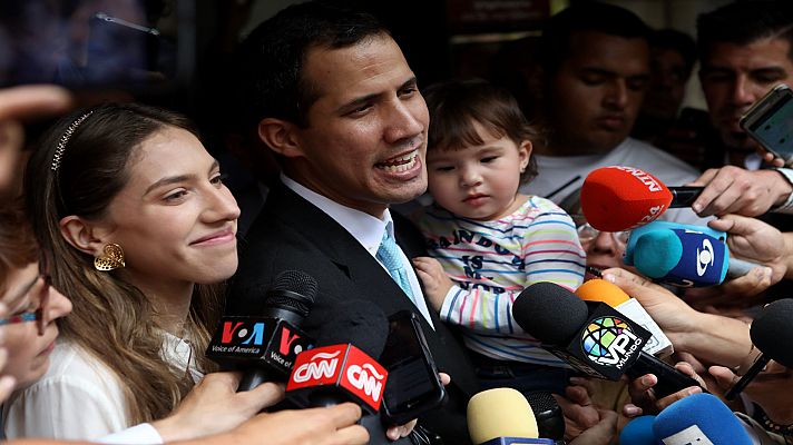 Guaidó denuncia "intimidación" a su familia por parte de la policía