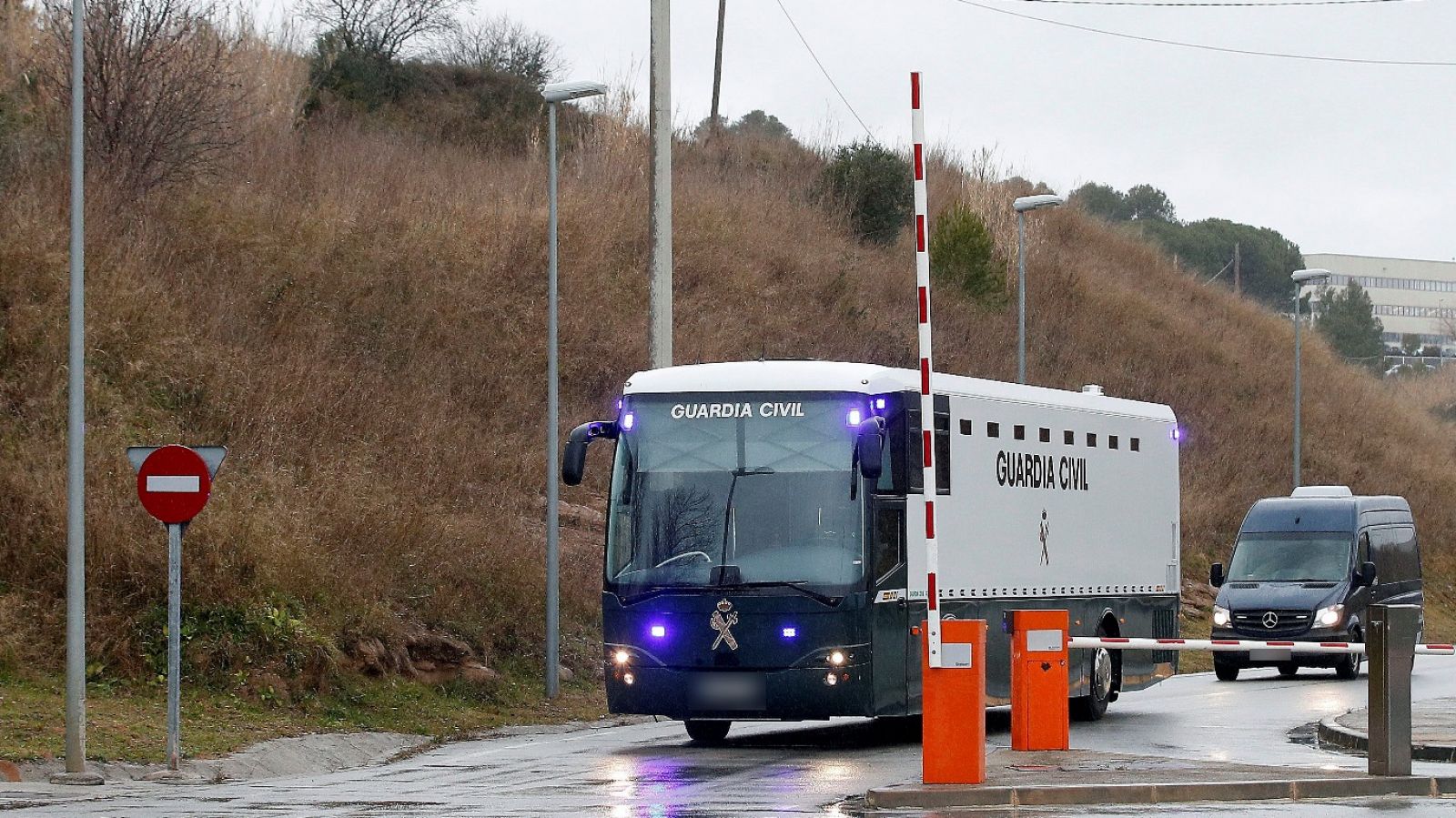 Telediario - 15 horas - 01/02/19 - RTVE.es