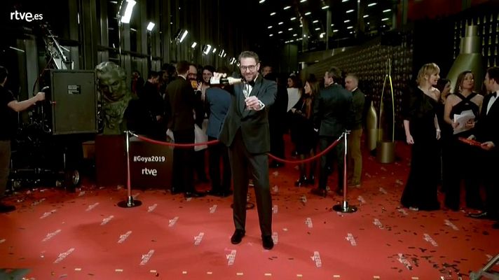 Premios Goya - Maxim Huerta en la cámara glamur