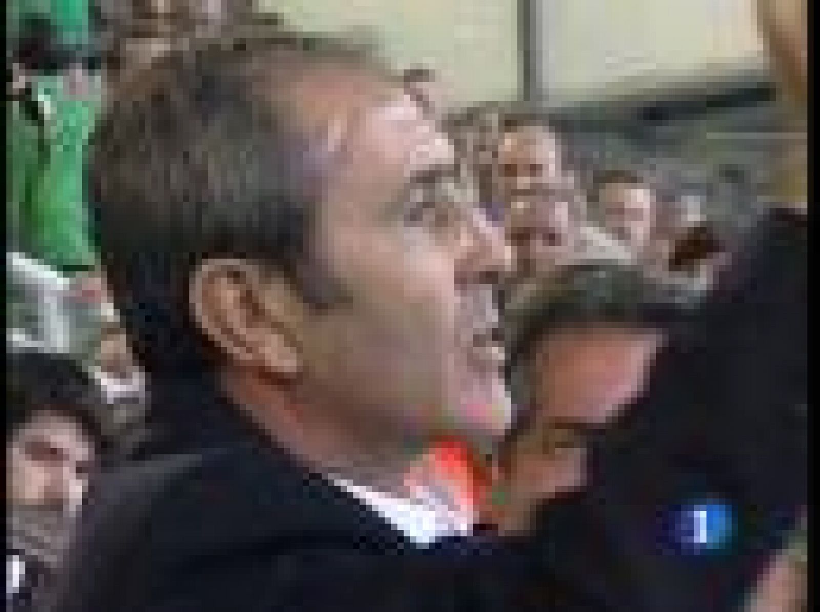 El Sardinero ha recibido con aplausos a Severiano Ballesteros, que ha acudido al encuentro entre el Racing y el Almería.