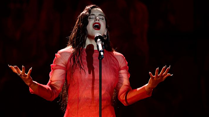 'Los Chunguitos' aplauden la versión de Rosalía de "Me quedo contigo"