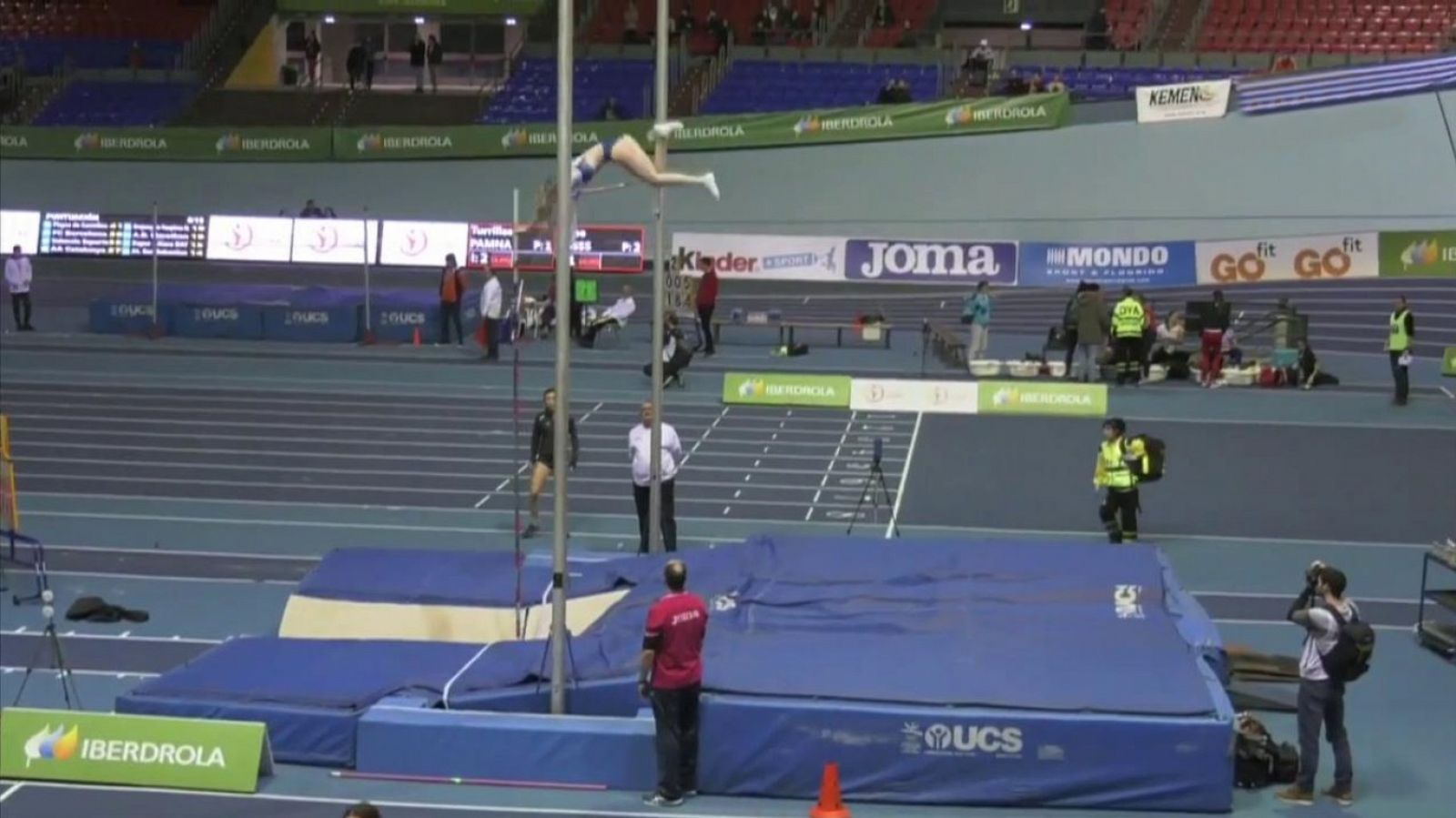 Atletismo: Copa SM la Reina' Clubes - Copa Iberdrola en Pista cubierta | RTVE Play